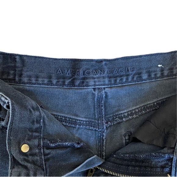 American Eagle Black Distressed High Rise Denim Shorts Size 4 - Picture 3 of 4